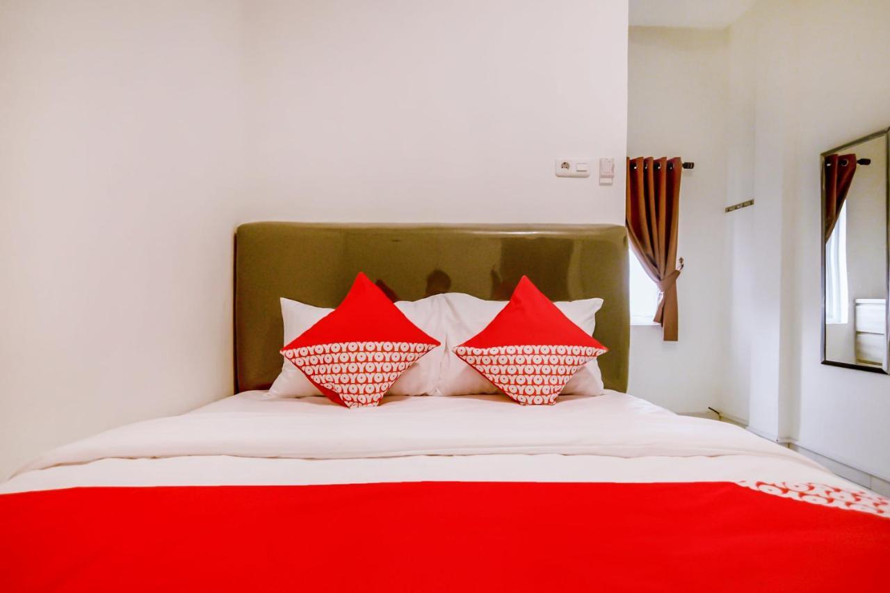 Oyo 183 The Pipe House Hotell Palembang Eksteriør bilde