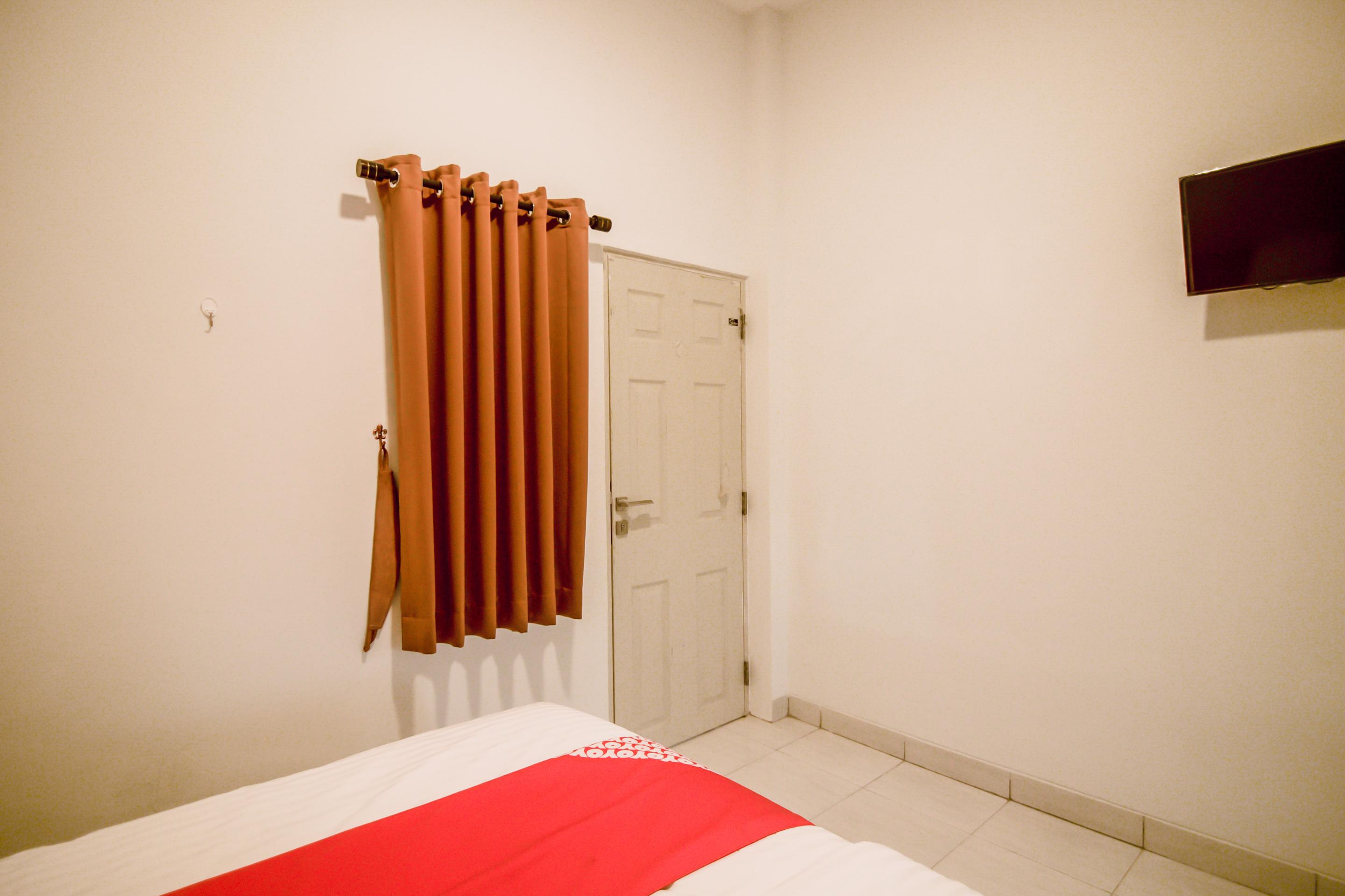 Oyo 183 The Pipe House Hotell Palembang Eksteriør bilde