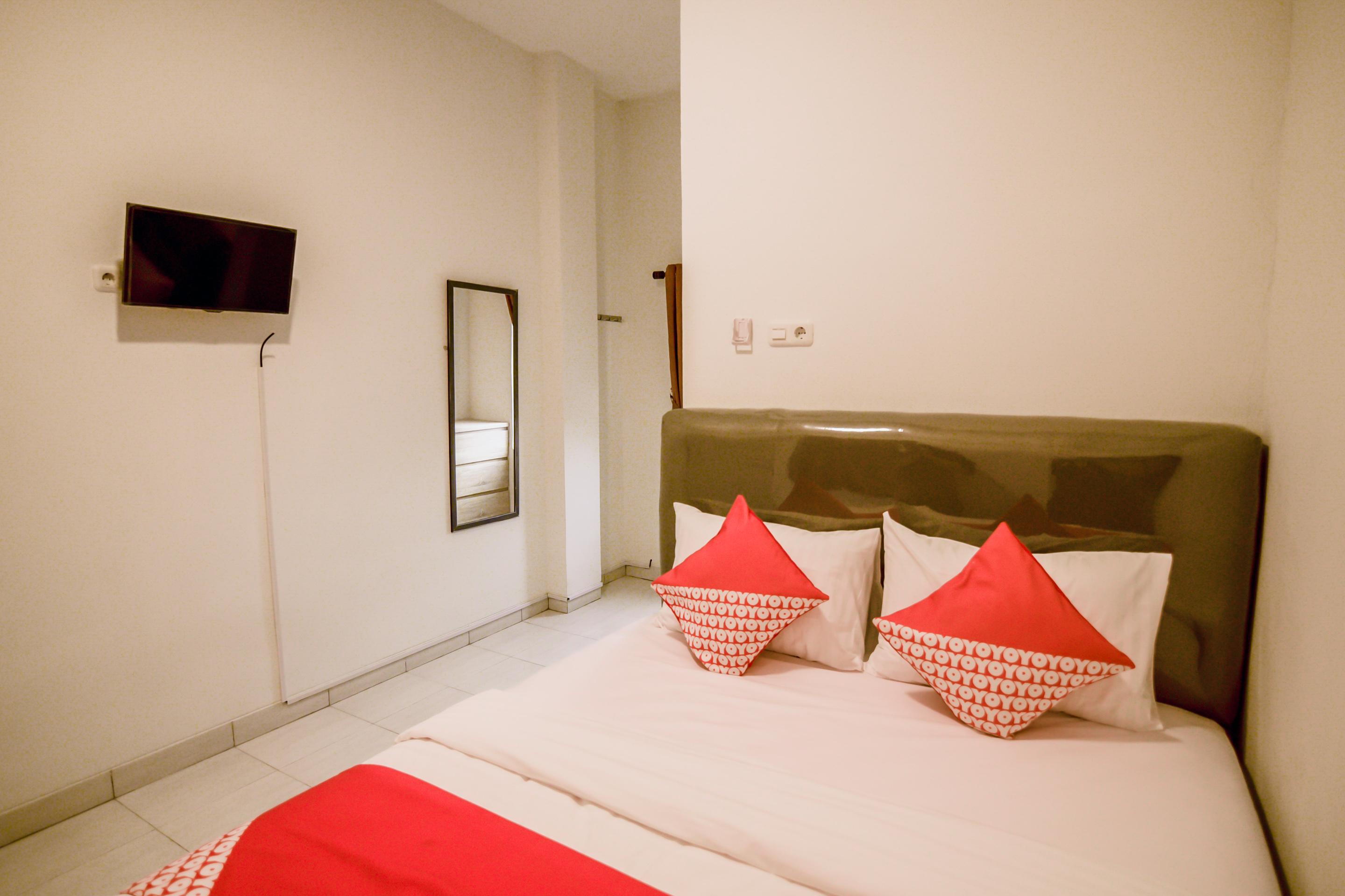 Oyo 183 The Pipe House Hotell Palembang Eksteriør bilde