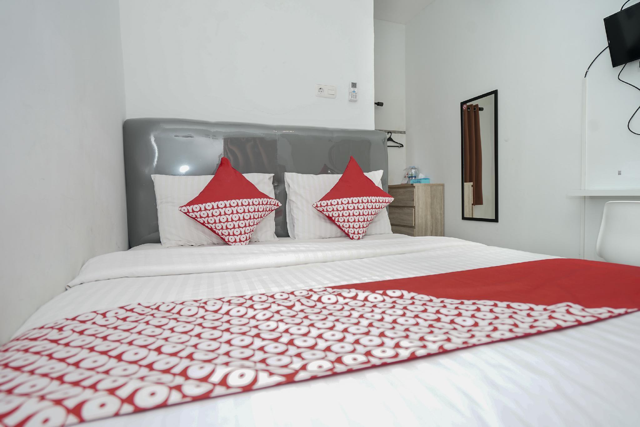 Oyo 183 The Pipe House Hotell Palembang Eksteriør bilde
